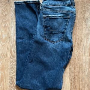 Women’s American eagle jeans